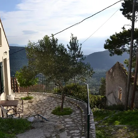 Holiday home Fassoulou's Exogi